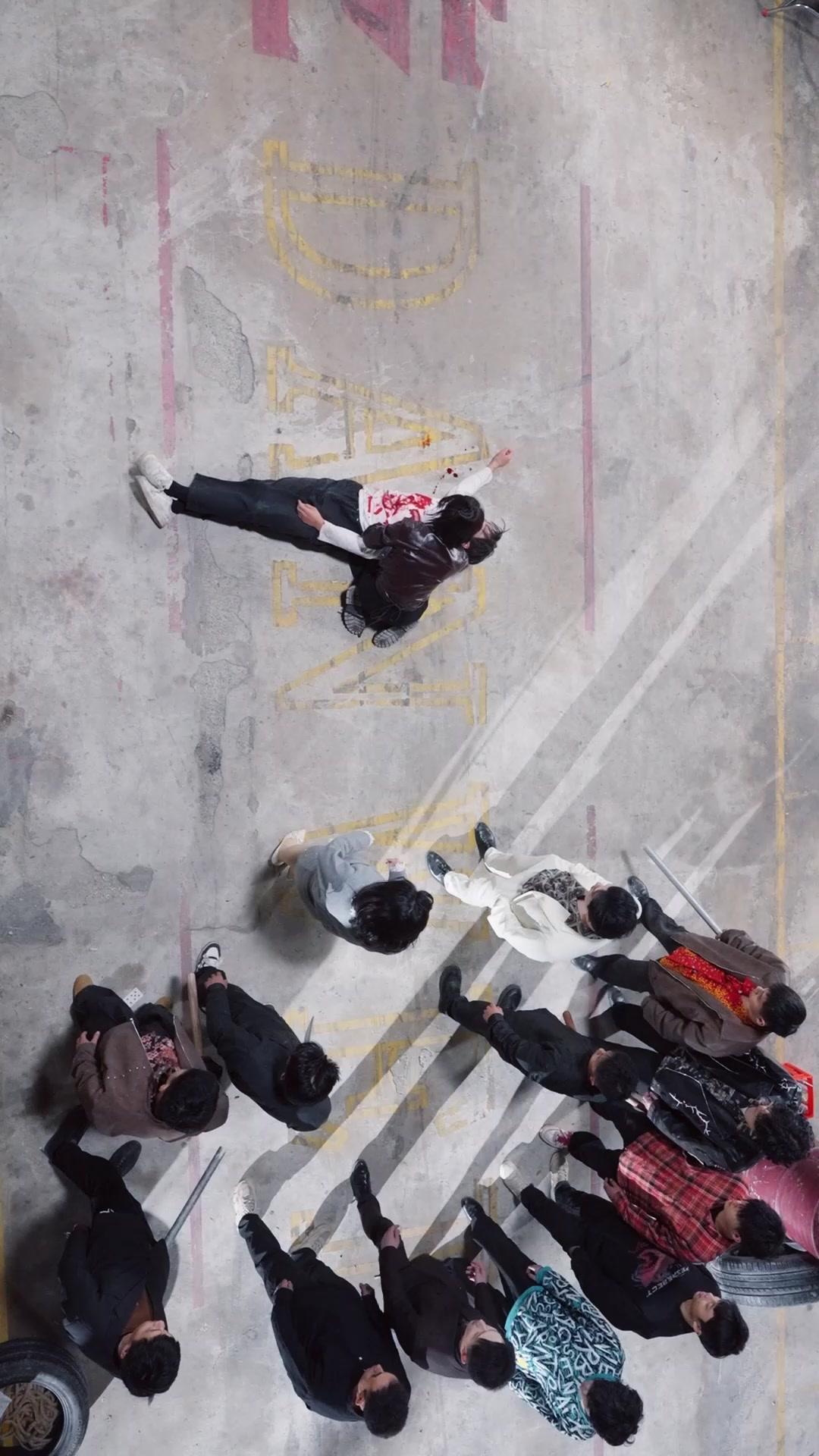 低調回歸？掀翻你家！