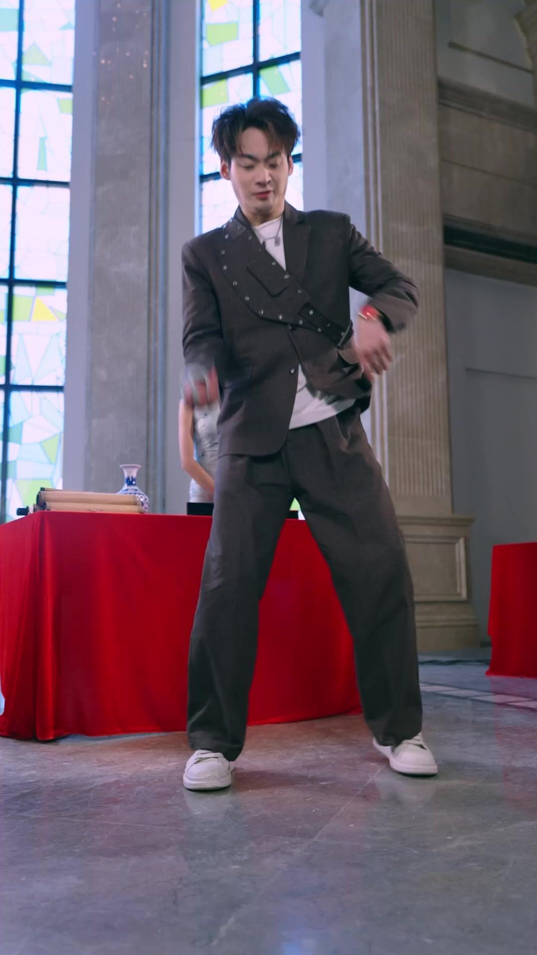 明燭熄時愛成空