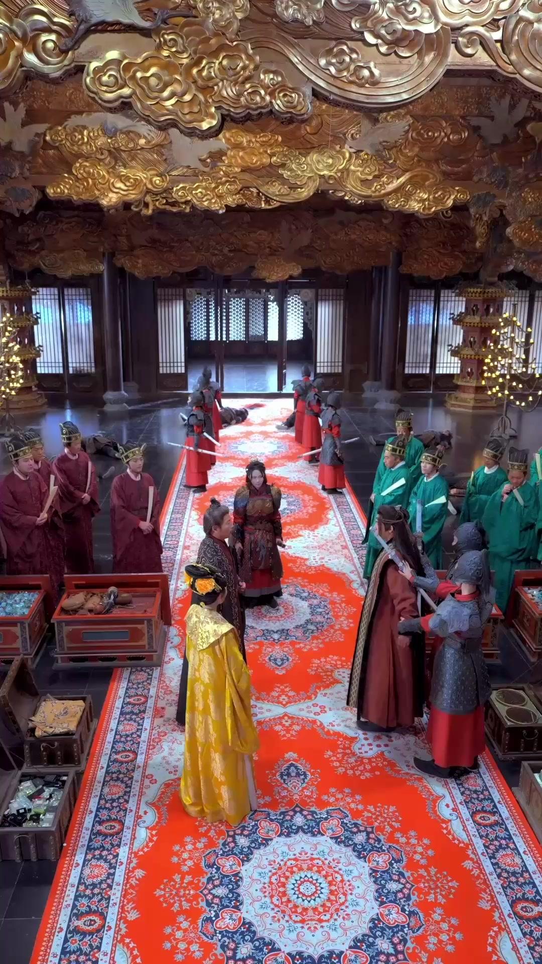 Sandiwara Kaisar Palsu