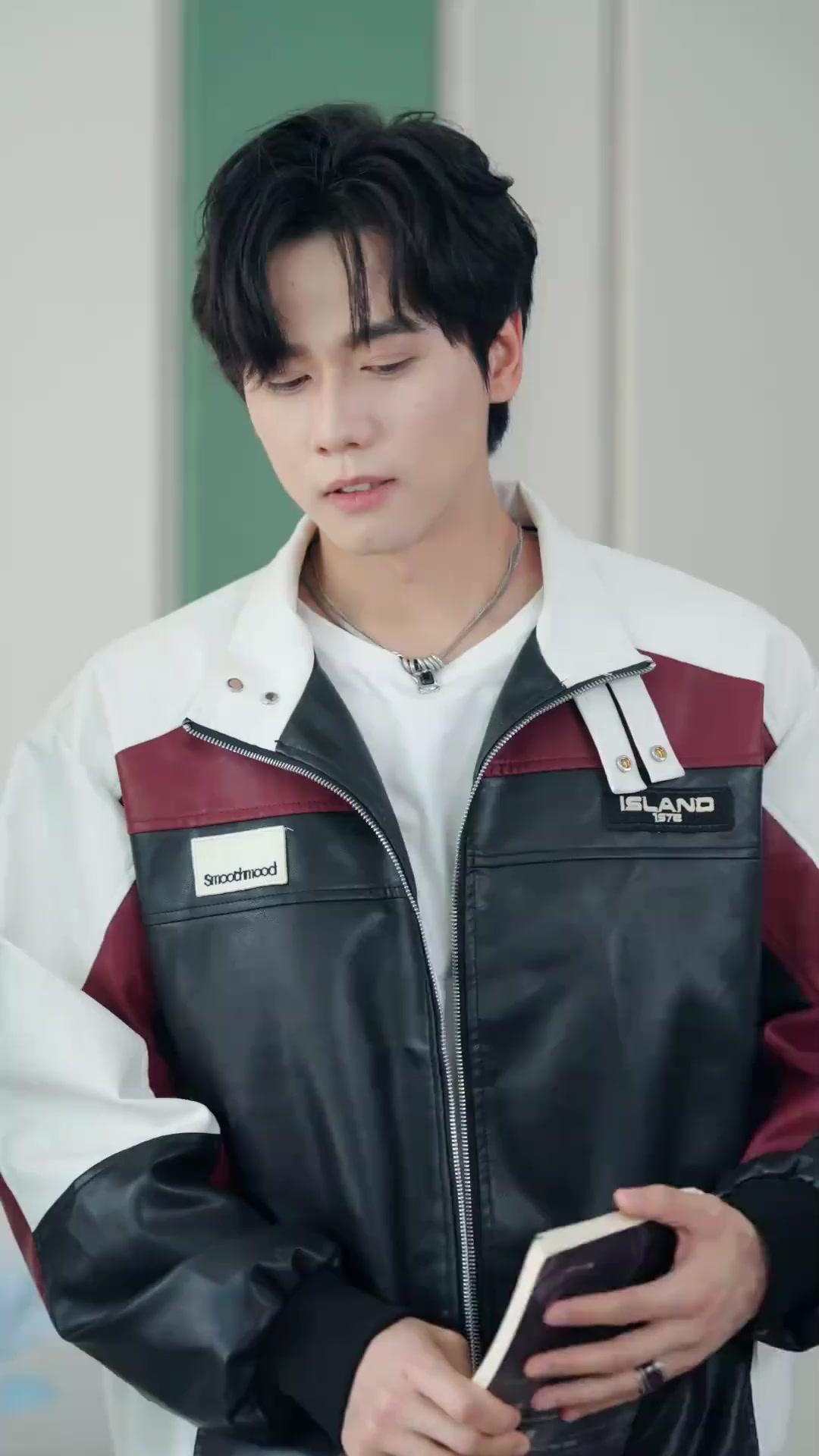 (مدبلج) حين يهرب العرسان… تبدأ الحكاية