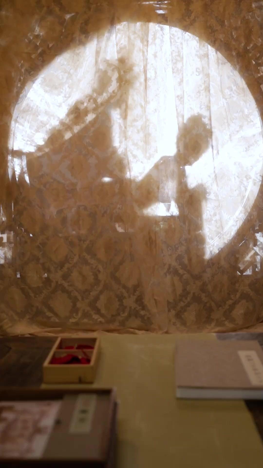 Help! My Contract Husband Is a Total Dummy