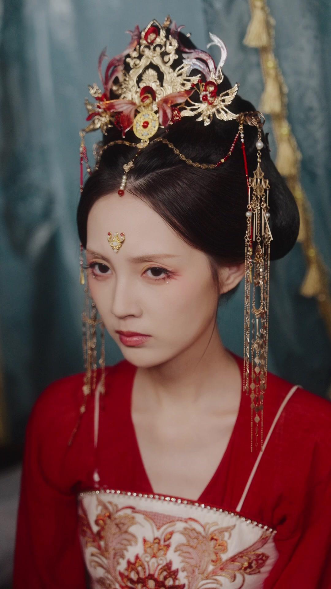 Regina Rinata: Fiamma della Vendetta: Tutti gli episodi - NetShort - page3, image size:1080x1920