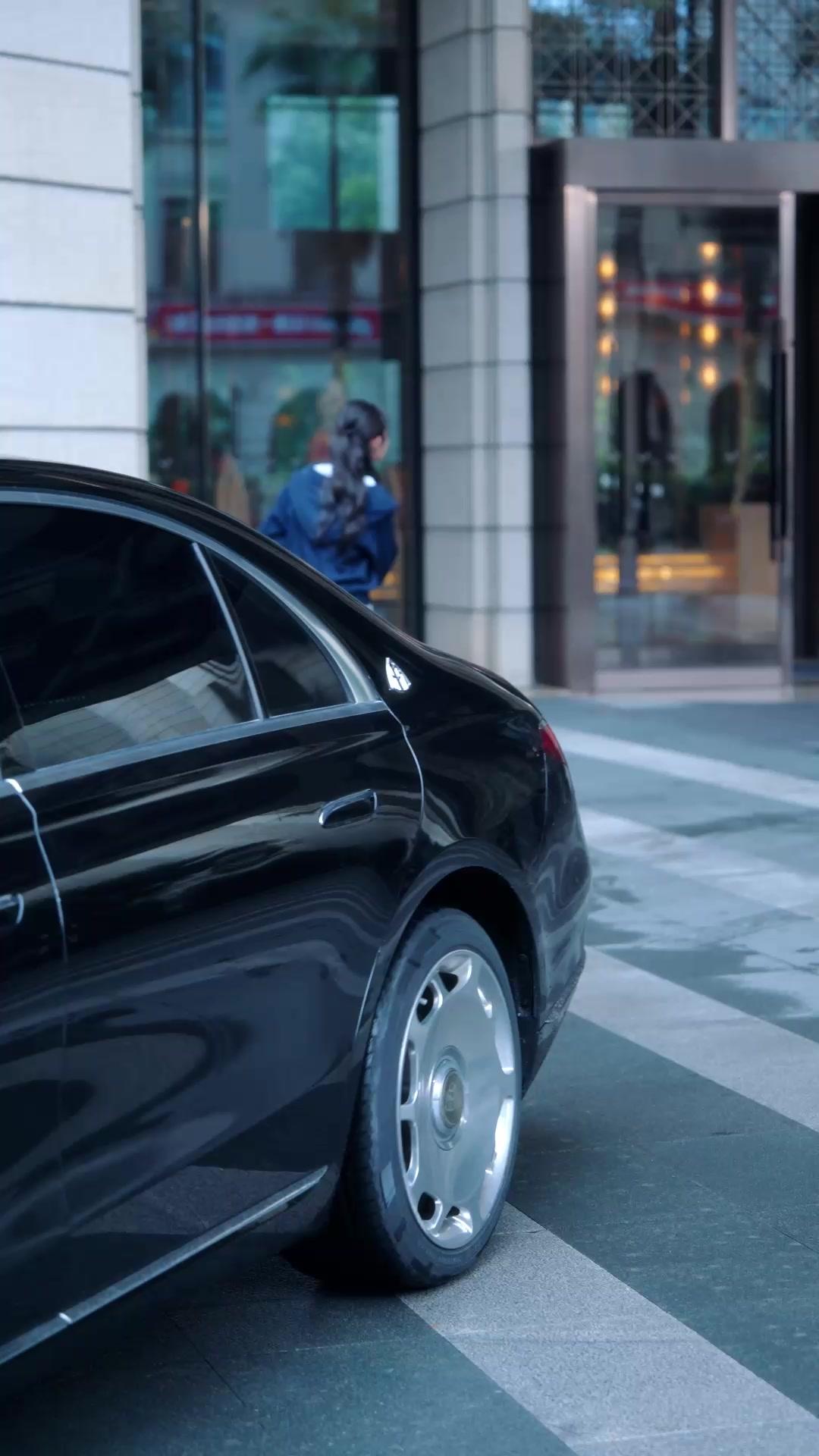 忘本前夫滾開！錦鯉體質只寵霸總