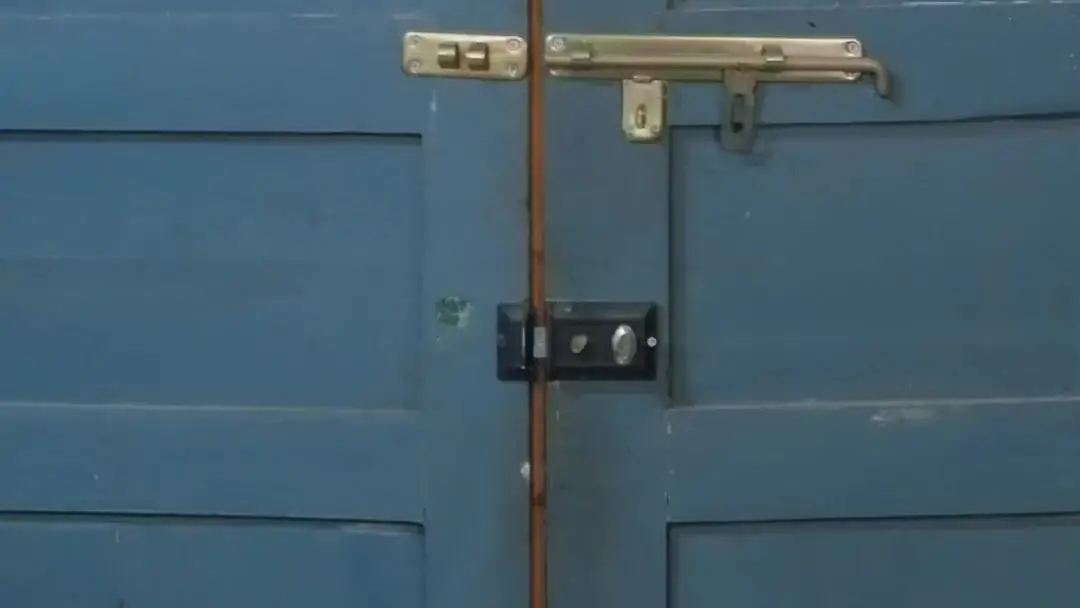 The Supreme General’s Shadow and the Girl Who Didn’t Run