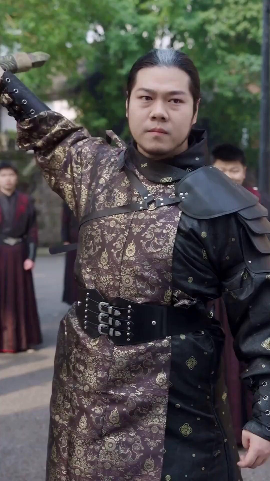 (Dublajlı) Biraz Fazla Güçlüysem Ne Olmuş?