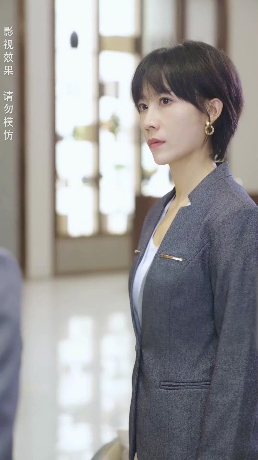 زوجته الحلوة أميرة ثروته؟