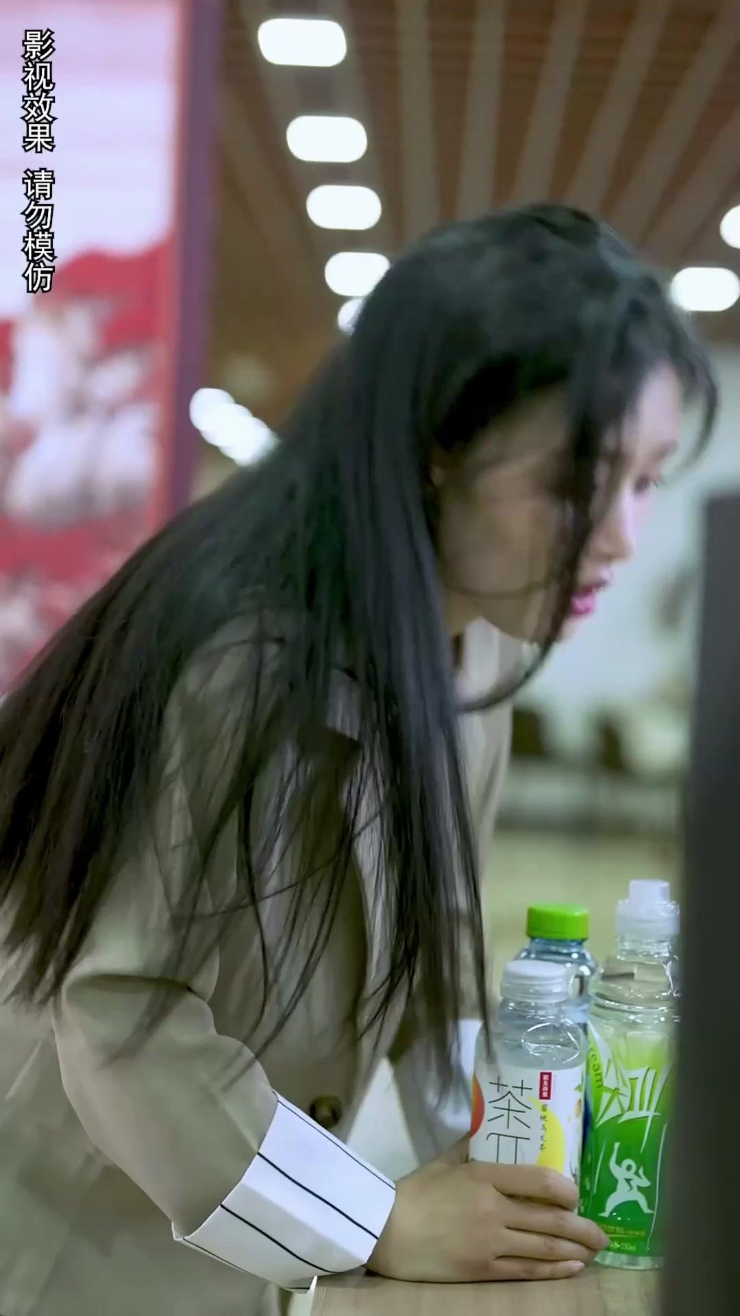 Okulda Fırtınalar Estiren Ben