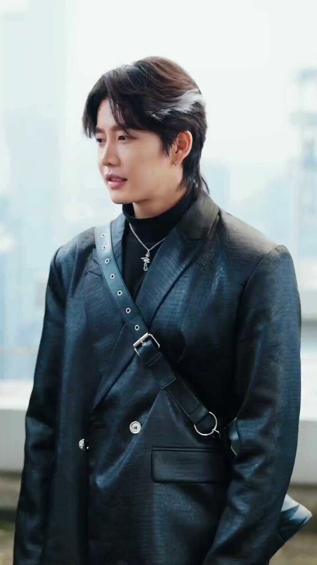 (Sulih suara) Menghalau Kemalangan Keluarga