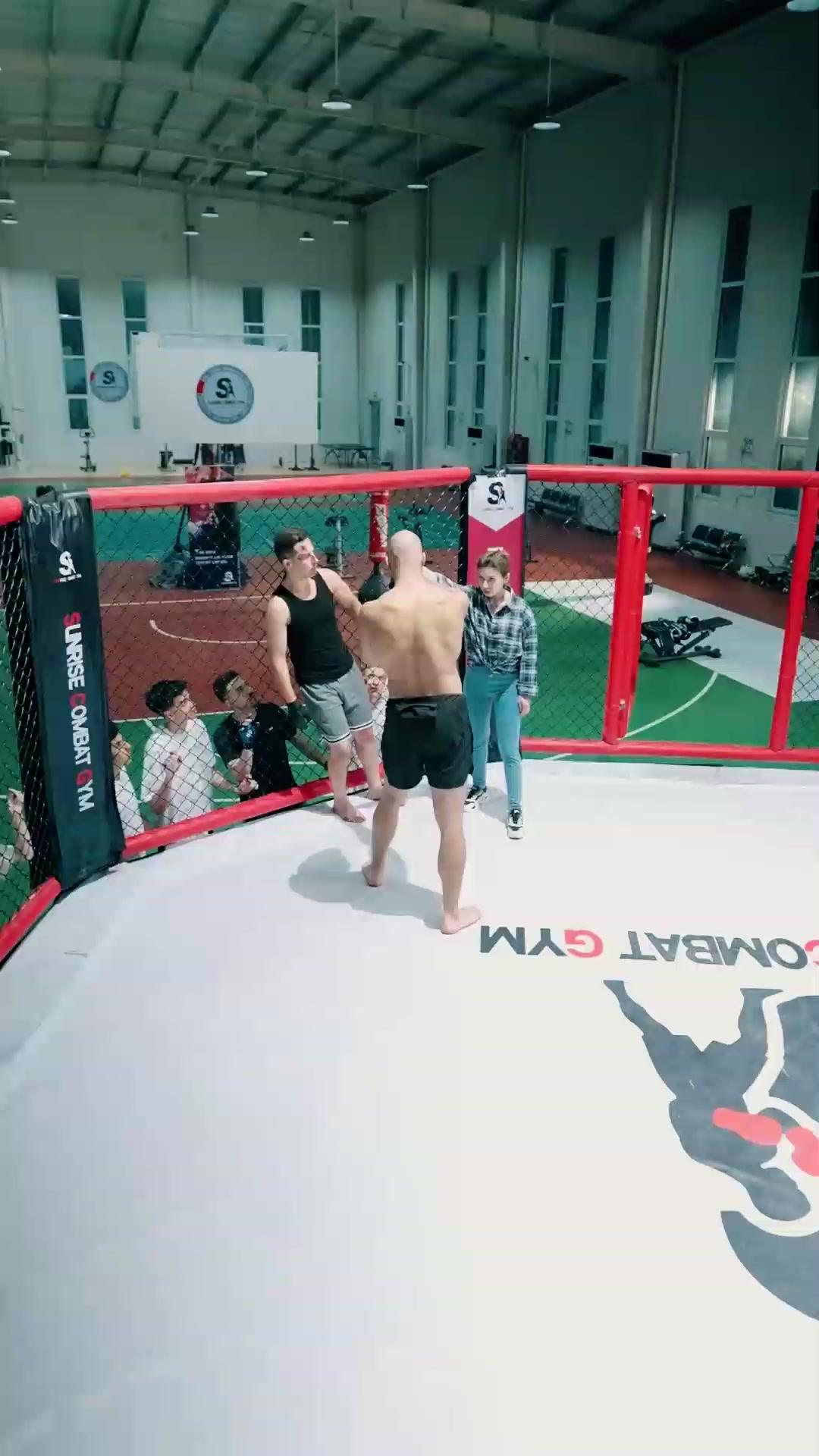 (Doppiaggio)Lei & Lui: Pugni di Vendetta