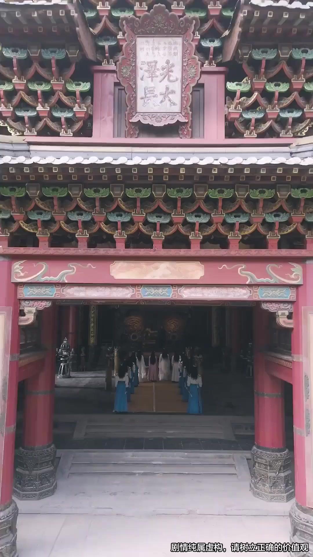 (Dubbed)Rise from the Ashes