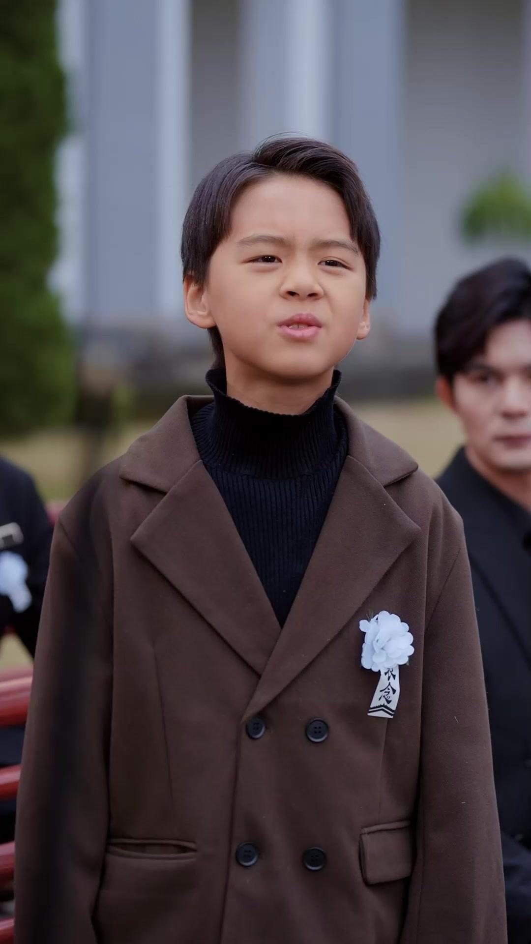 LE PETIT GÉNIE DU BILLARD