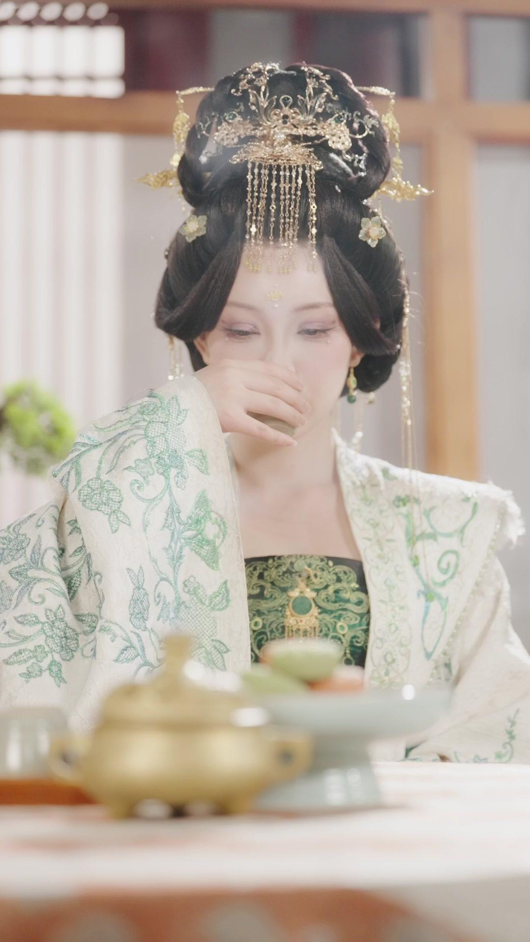 Langit Istana Tak Lagi Sama