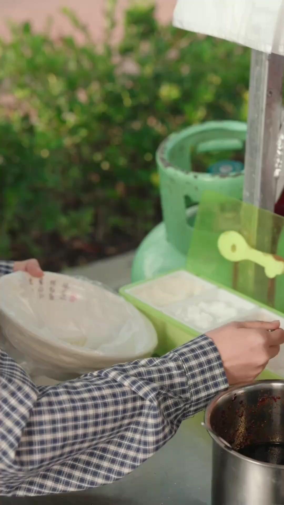 รักซ้อน ซ่อนตาย