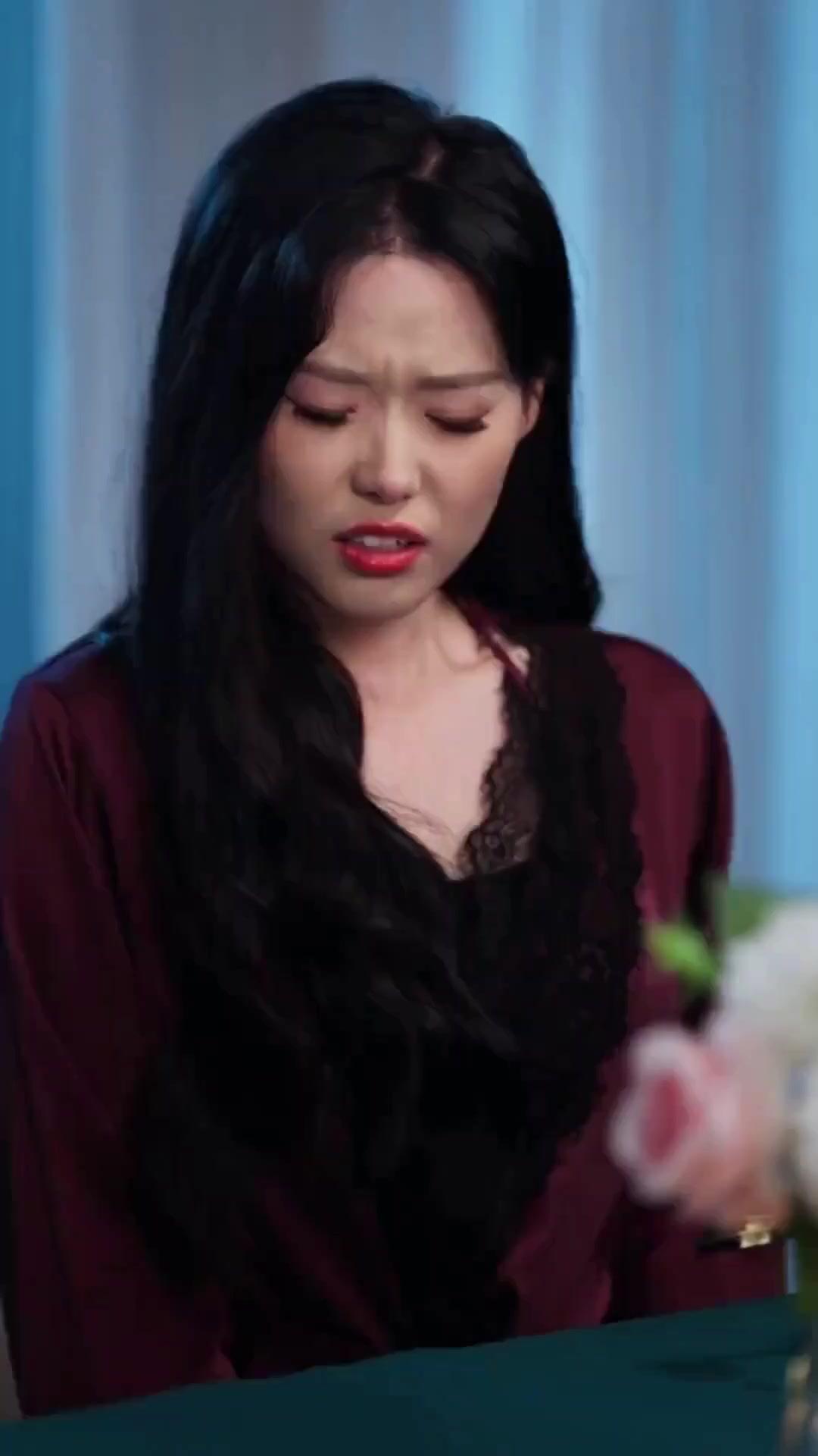 (พากย์เสียง) รักเป็นแผล