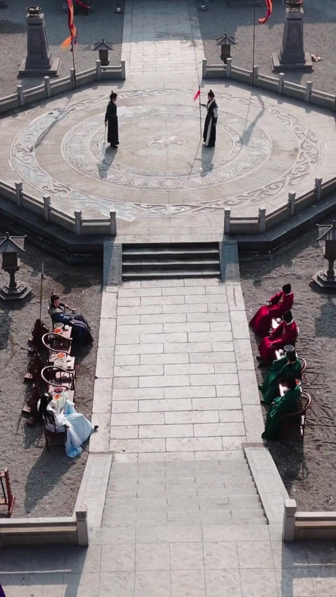 On Yıllık Sessizlik