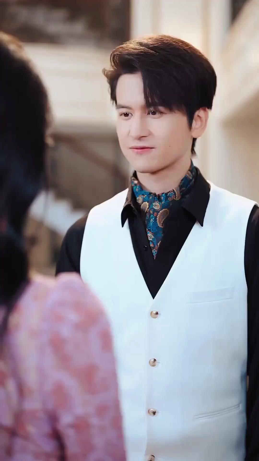 (Doblado) Sombra del pasado