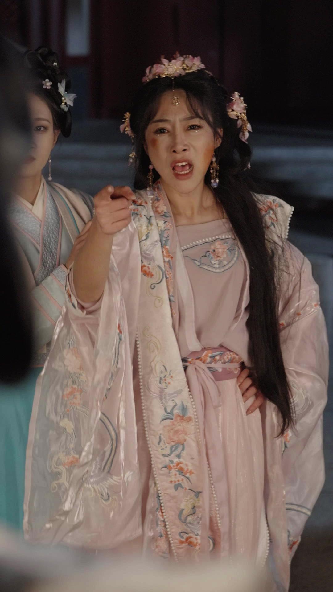 Jangan Harap Bisa Naik Takhta!