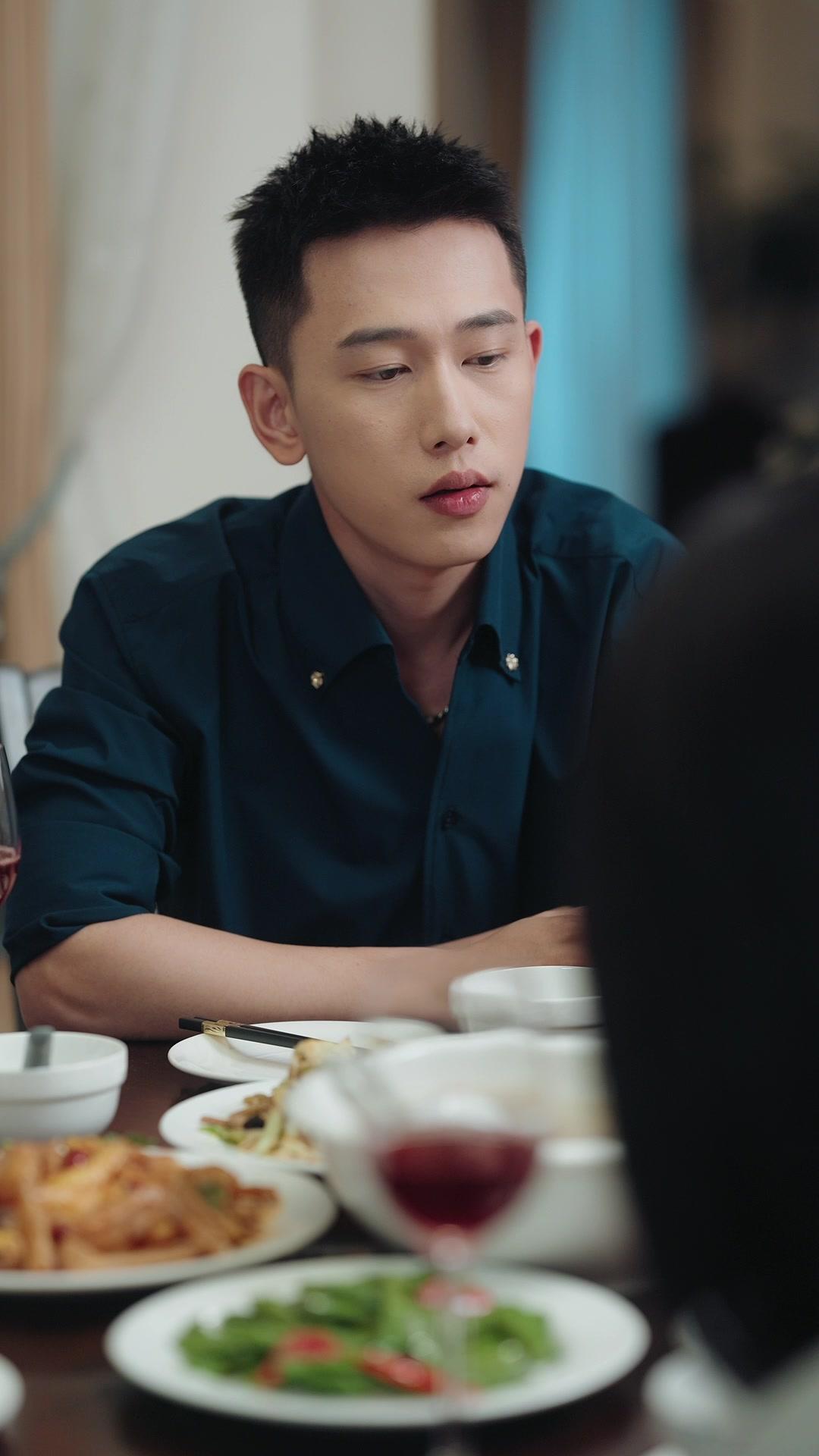 Hunting a Demon? Captivating My CEO!