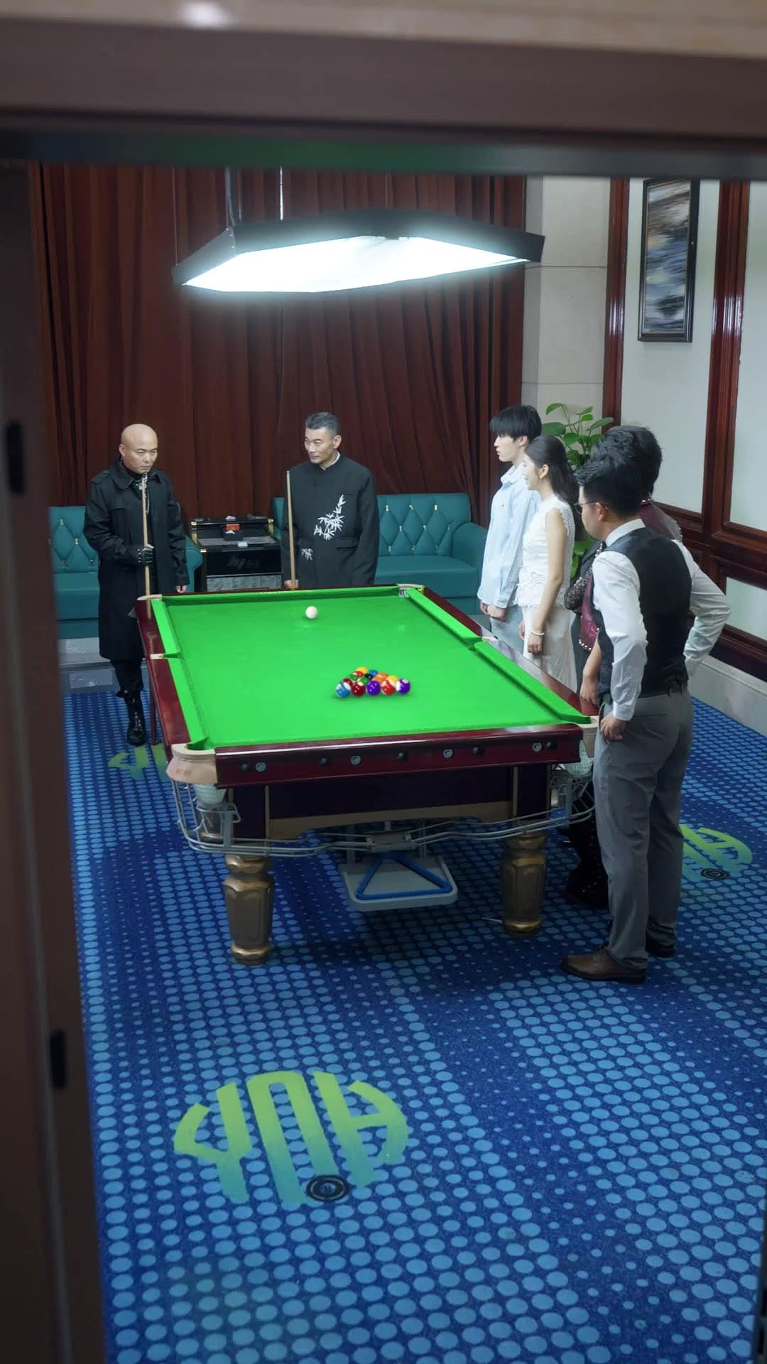 DIEU DU BILLARD : RETOUR DU MASQUE