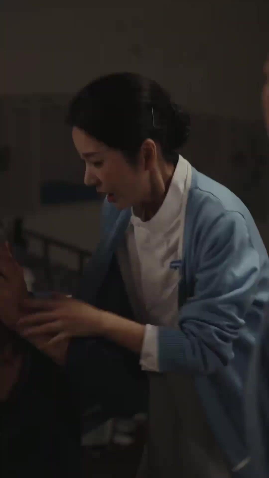 (Dublajlı) Yaşlılar Bakımevi Skandalı