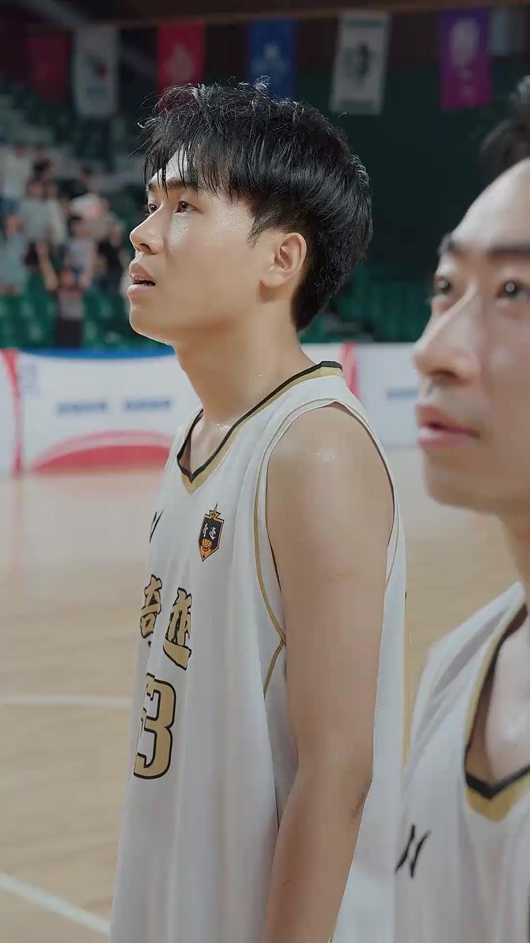 (Sulih suara) Kembalinya Atlet Basket