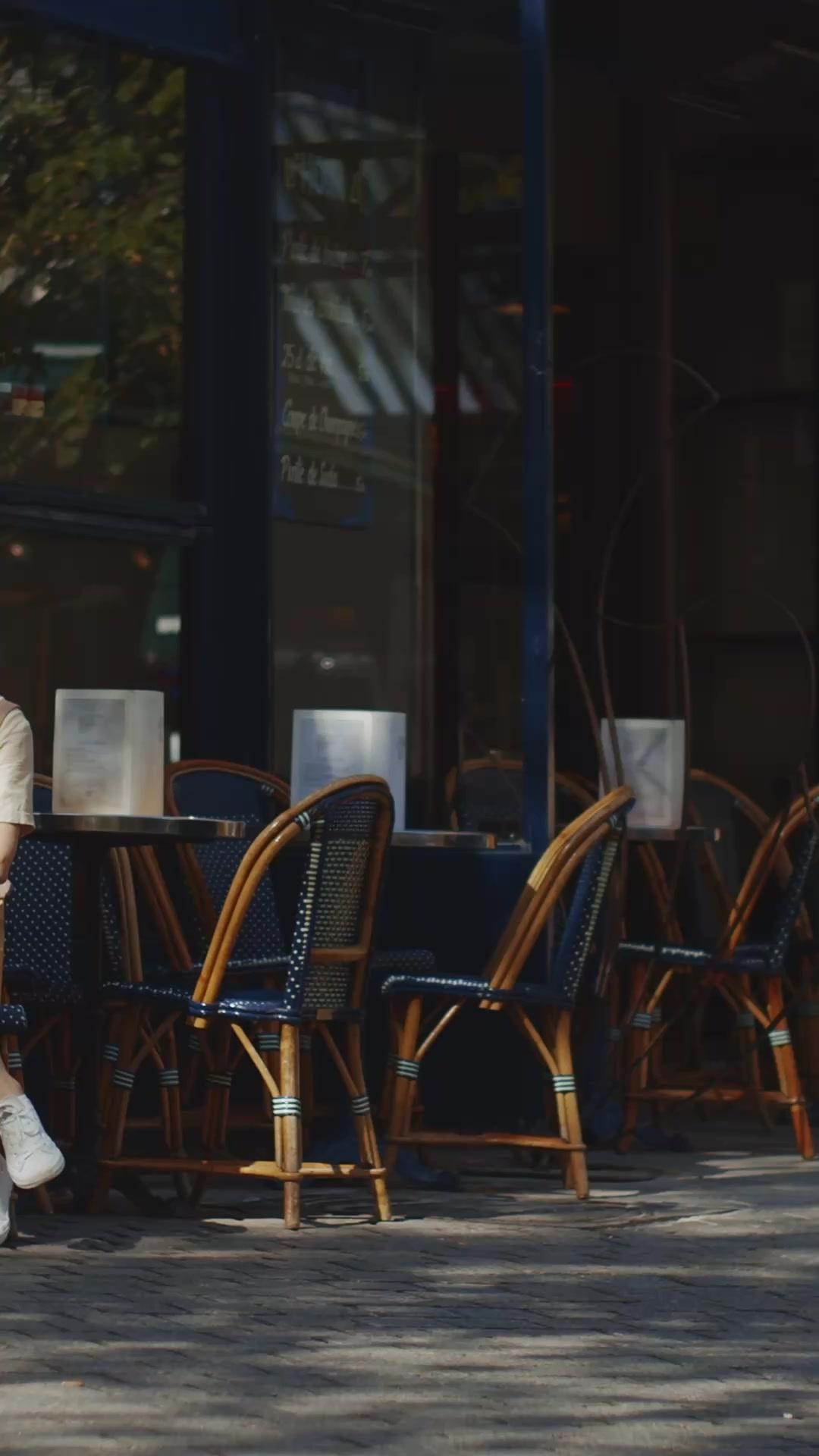 Becoming the divorce lawyer of my billionaire husband