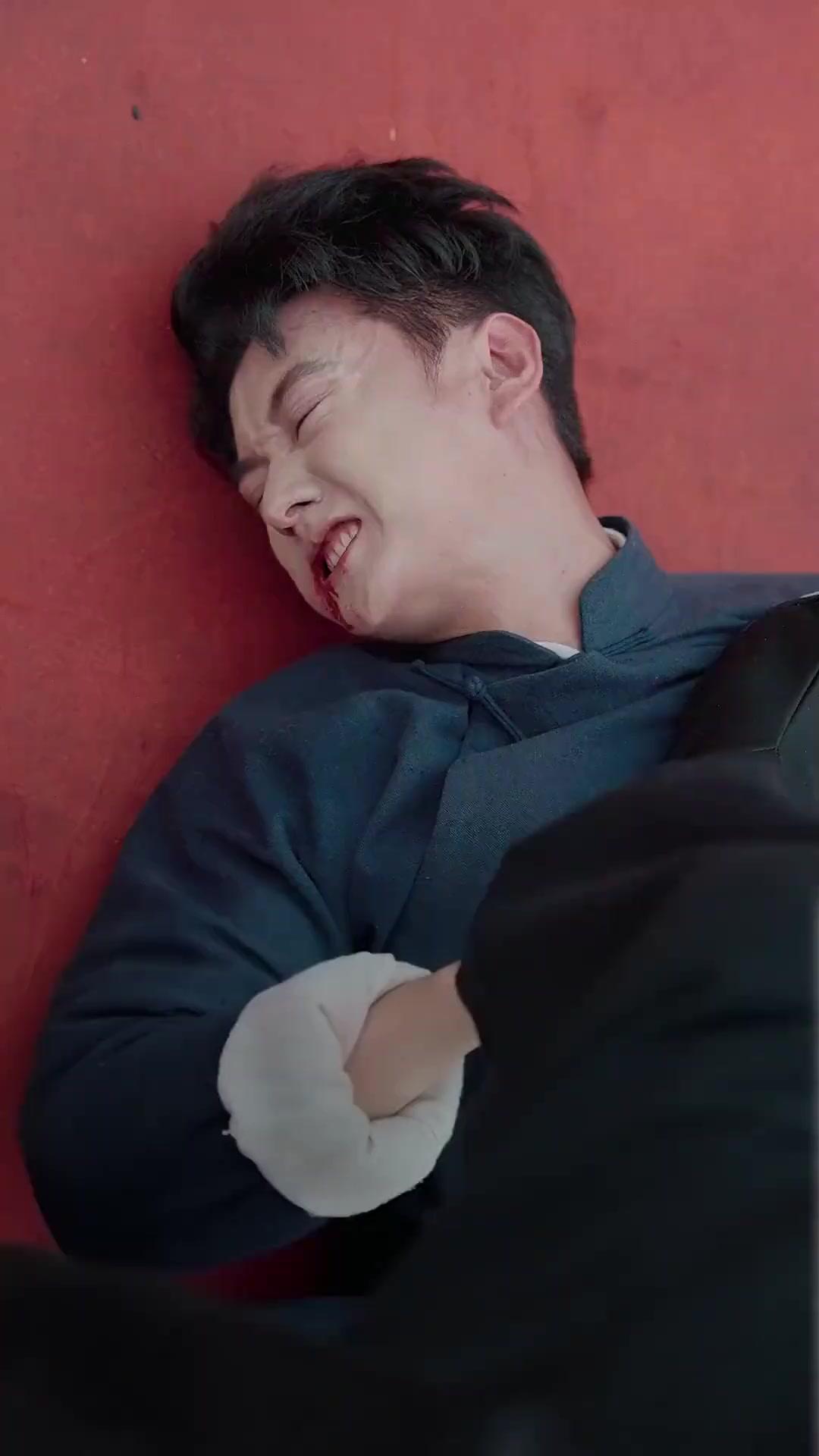 (Dubbed)No Trash, I'm OP!