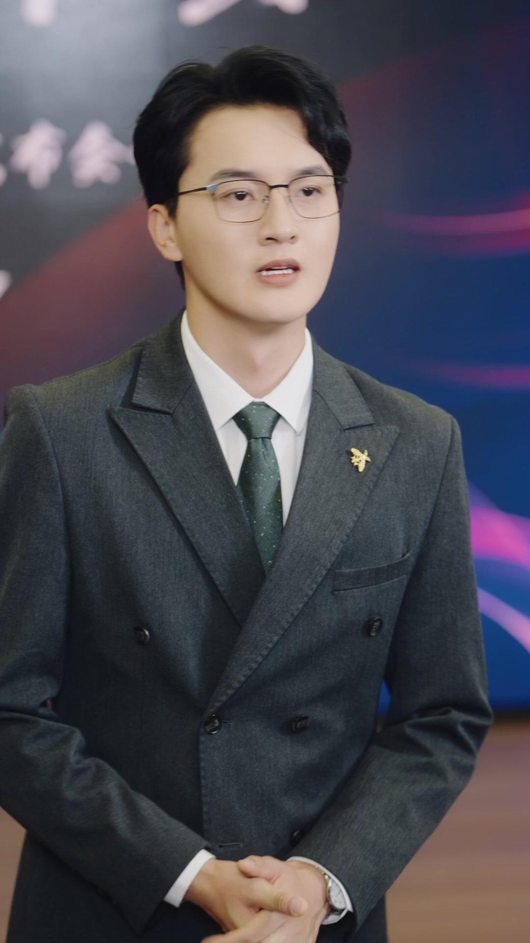 Seragam Perang di Balik Apron