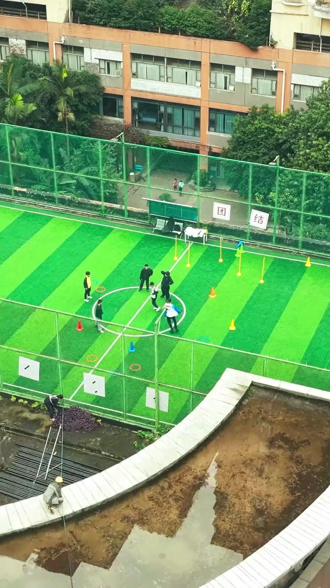 Kırık Bacak, Çelik Yürek