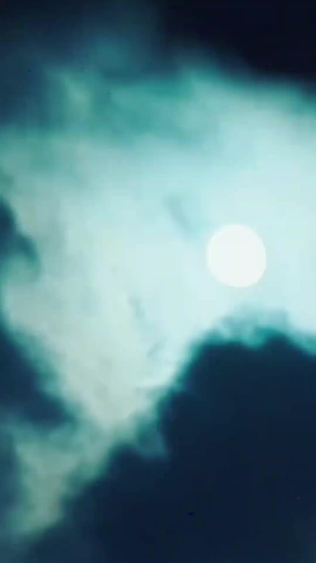 ¡Fingió debilidad, resultó invencible!