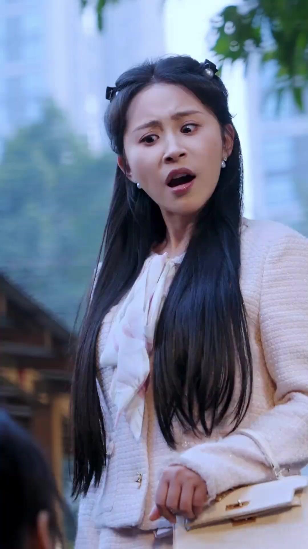 Huyết Lệ Đại Tiểu Thư