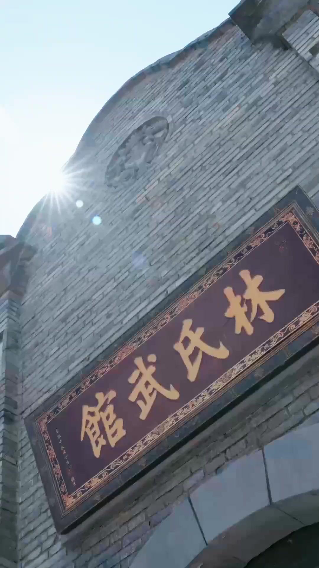 Raja Tinju di Balik Gerobak