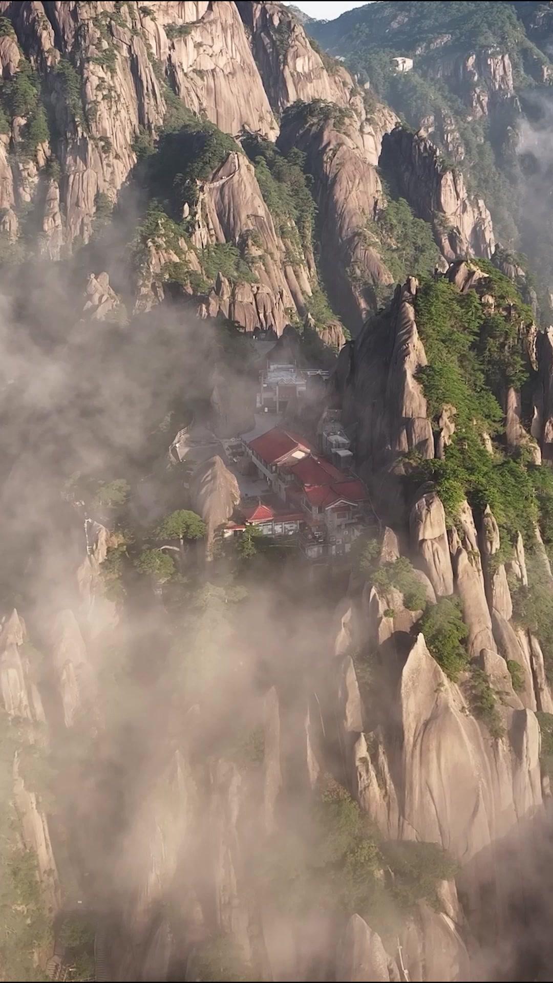 Fall for Me, Boss Lady!