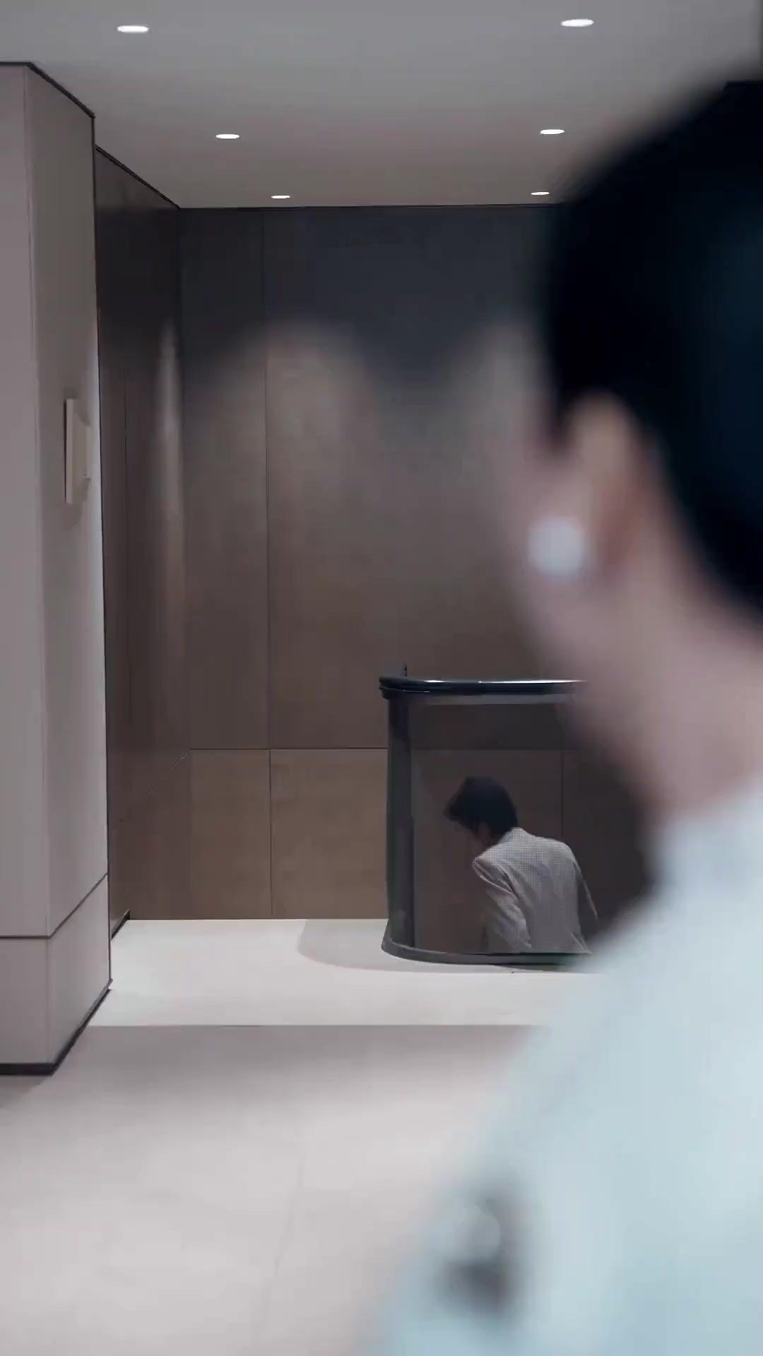 (Doblado) Amar al tío abuelo