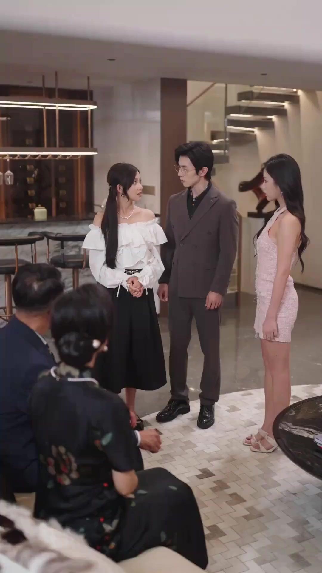 (Sulih suara) Si Manis di Hatinya