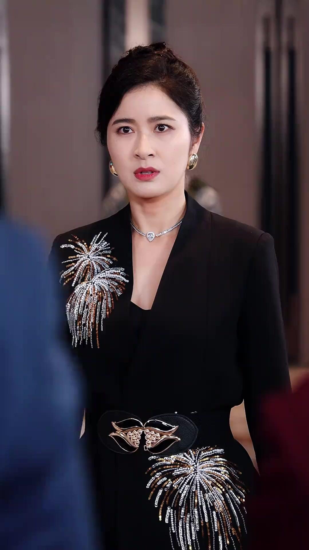 隠龍觉醒：家政婦を辞めます！