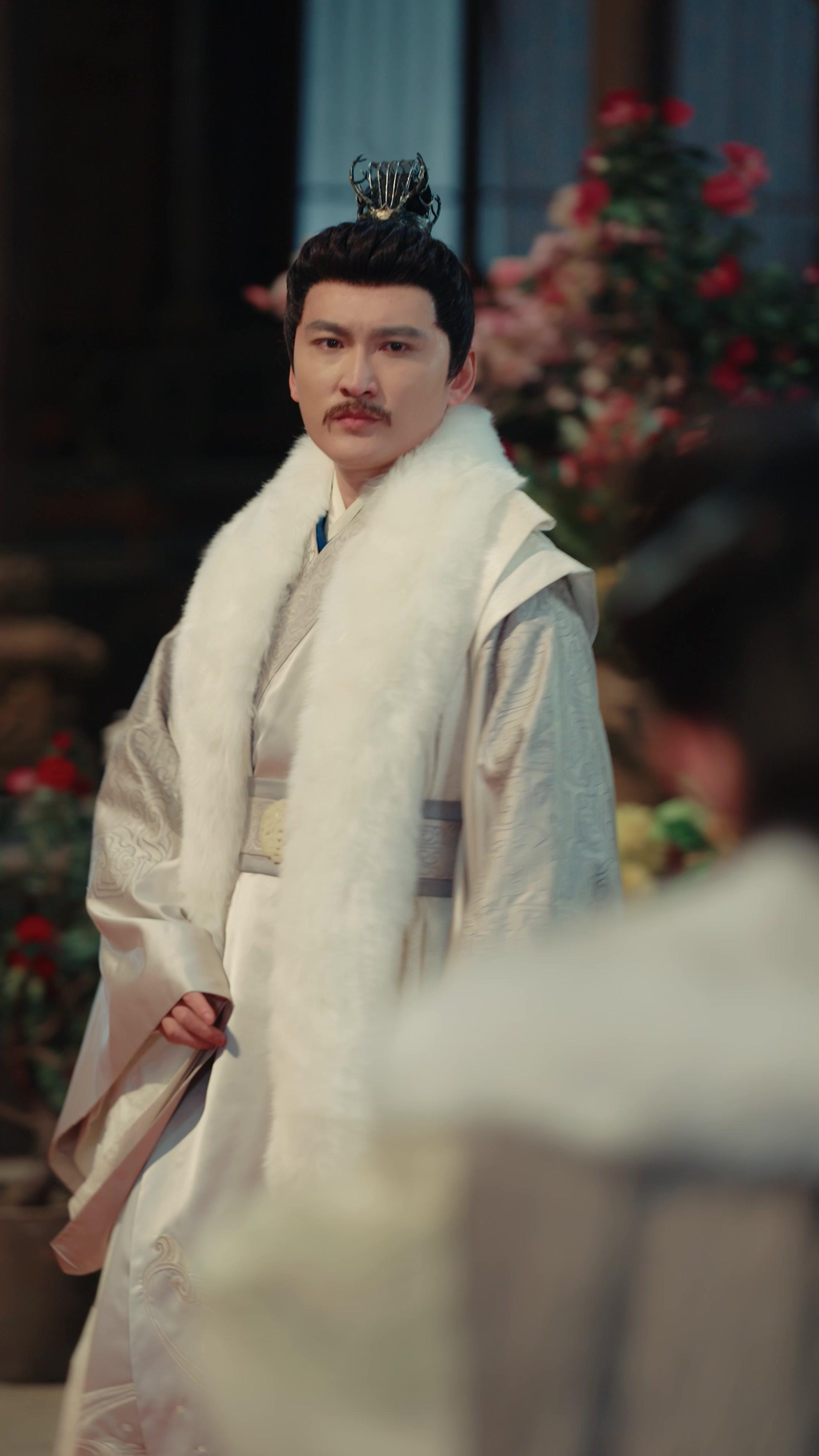 Cinta Kerajaan Yang Rumit