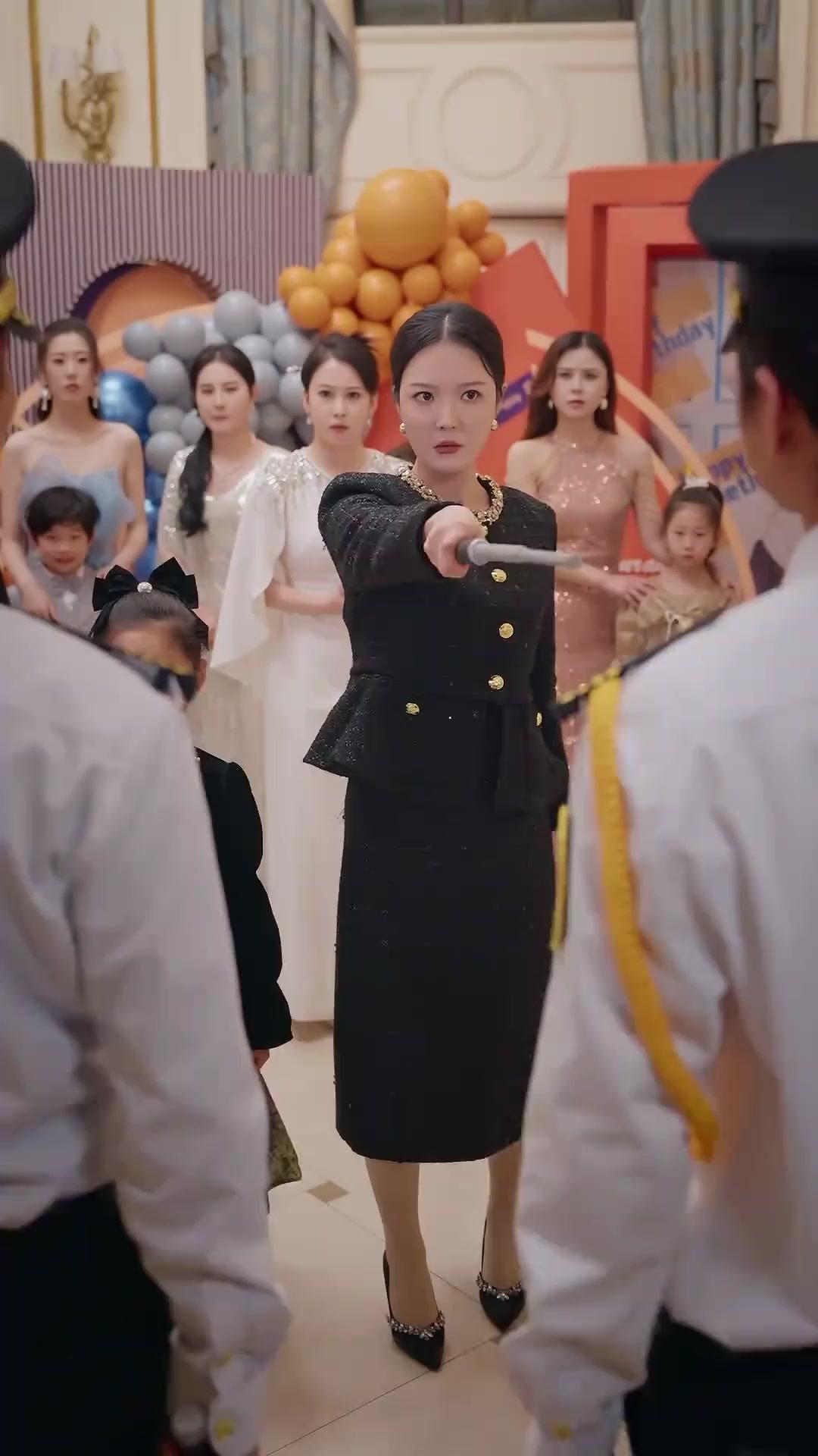 (Doblado)La ira de una madre