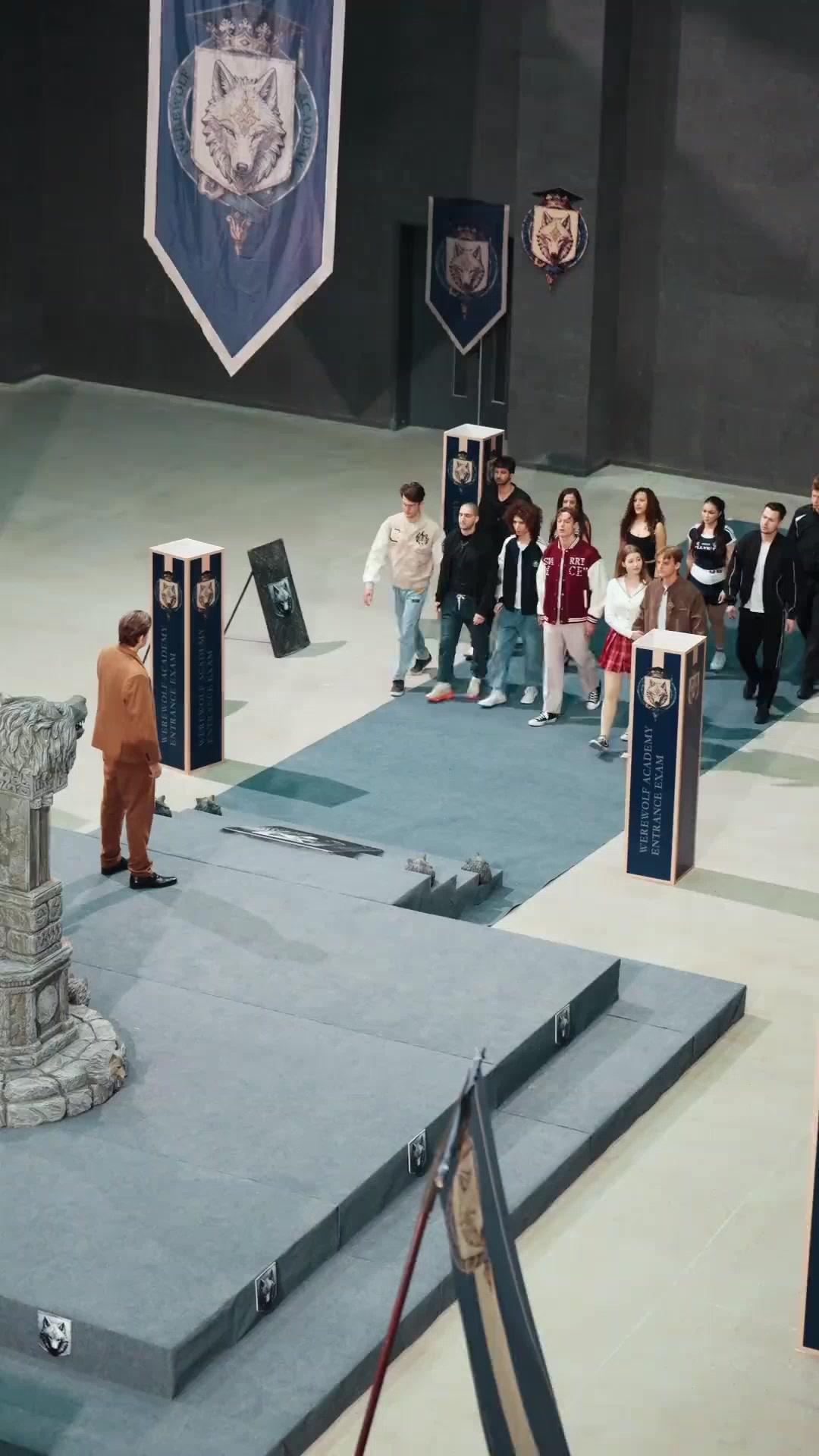 (Doublage) LE ROI LOUP CACHÉ : UN HYBRIDE MÉPRISÉ