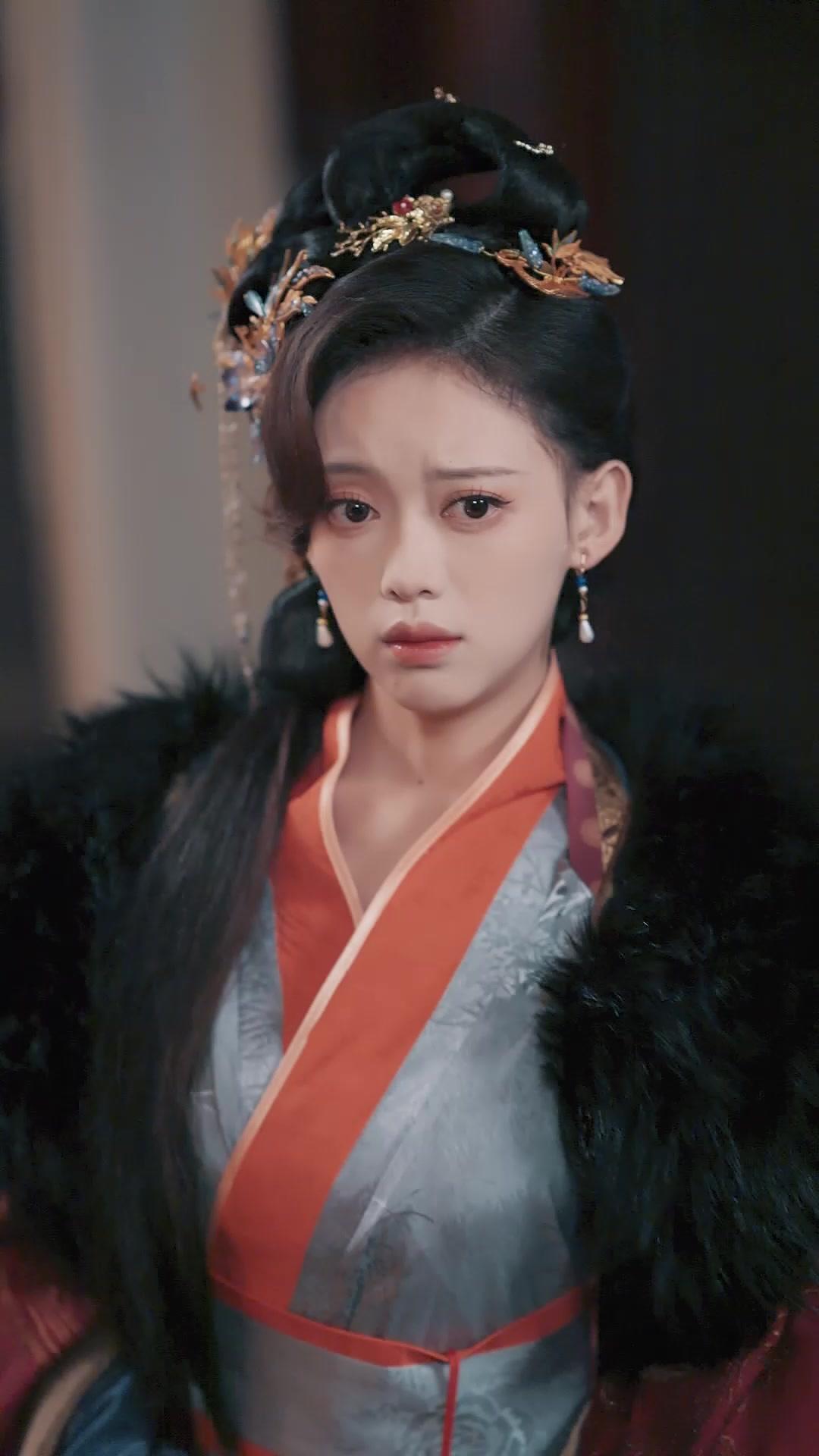 Kiss or Kill: The Consort's Return