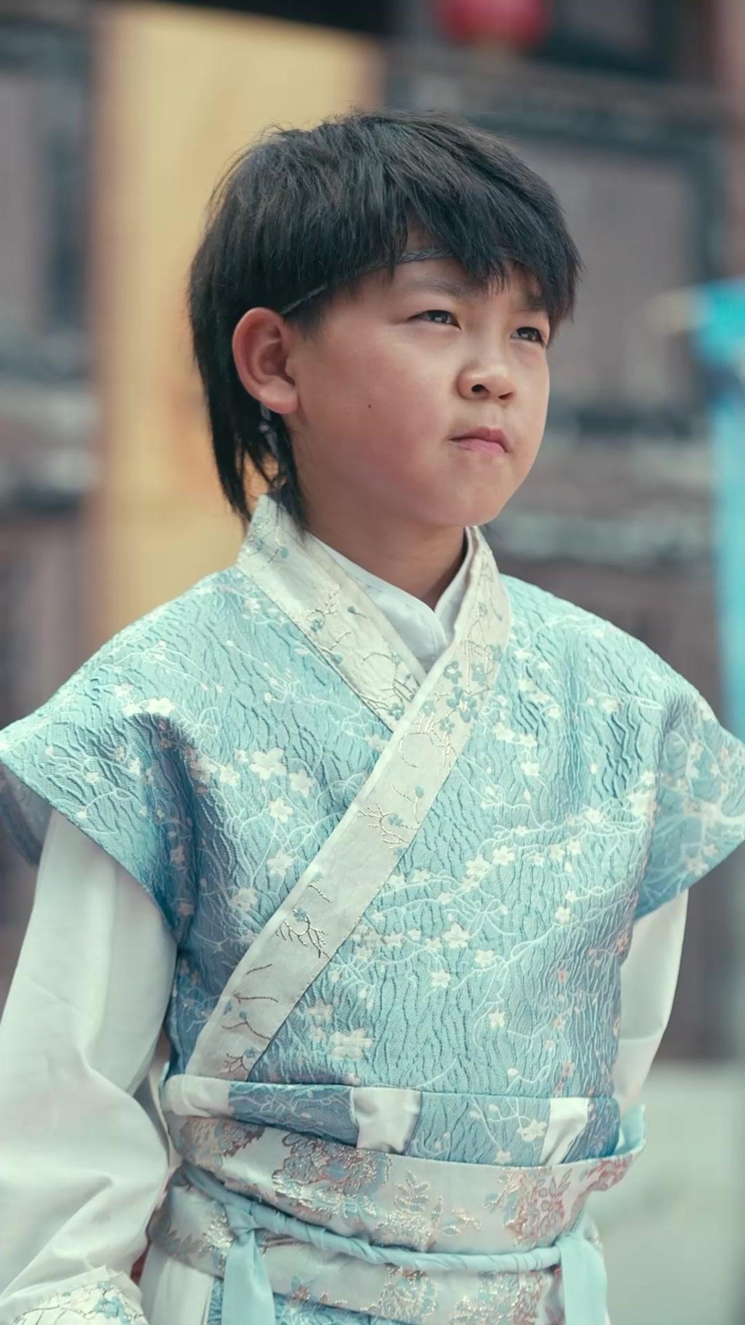 각성! 꼬마 성인