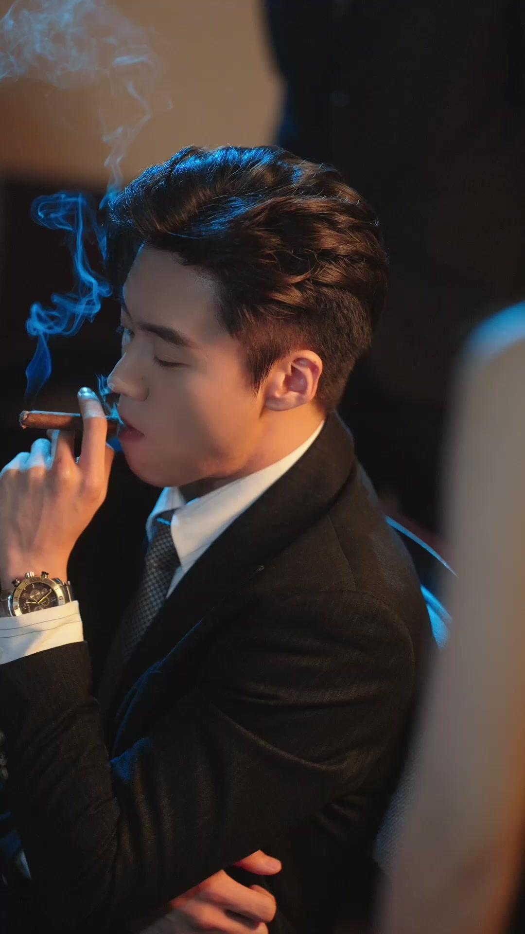 愛と呼ぶには 痛すぎる