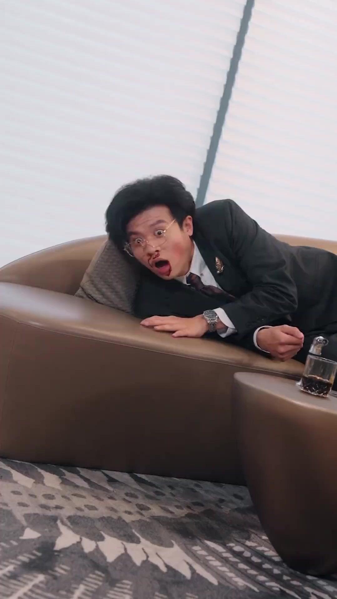 ให้โชว์มายากล ไม่ได้ให้โชว์พลังเซียน