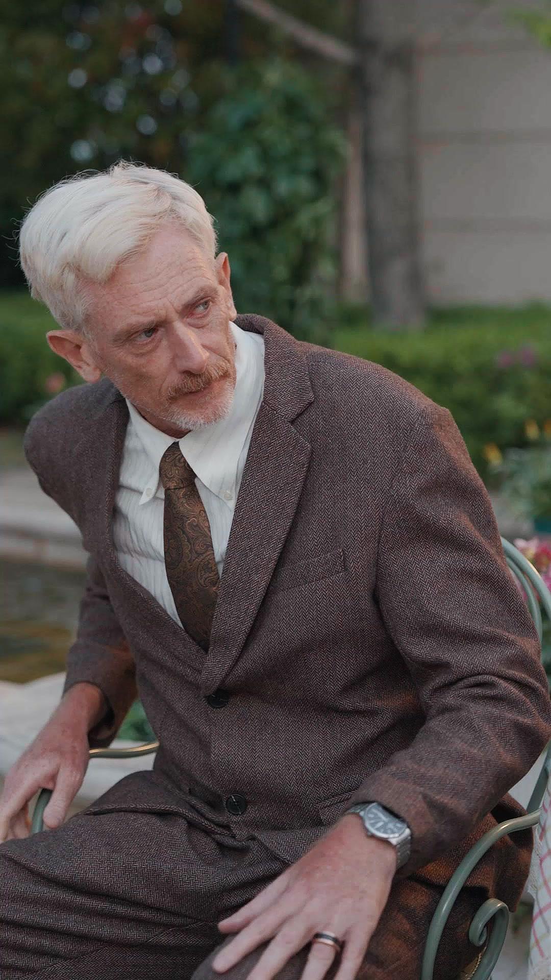 Don't mess with billionaire's parents!