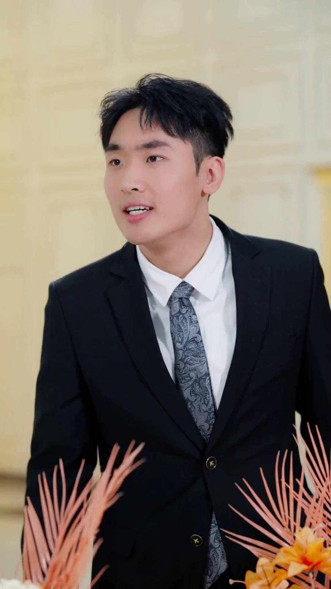 (Dubbed) Stay Away! She’s a Violent Psycho!