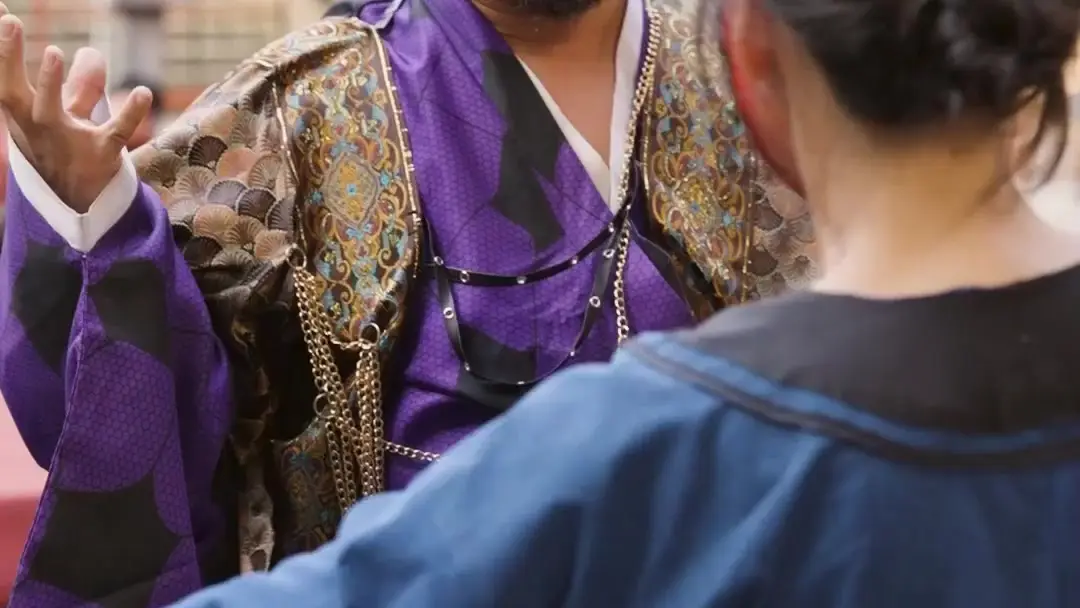 The Blood-Stained Plea That Shook the Courtyard