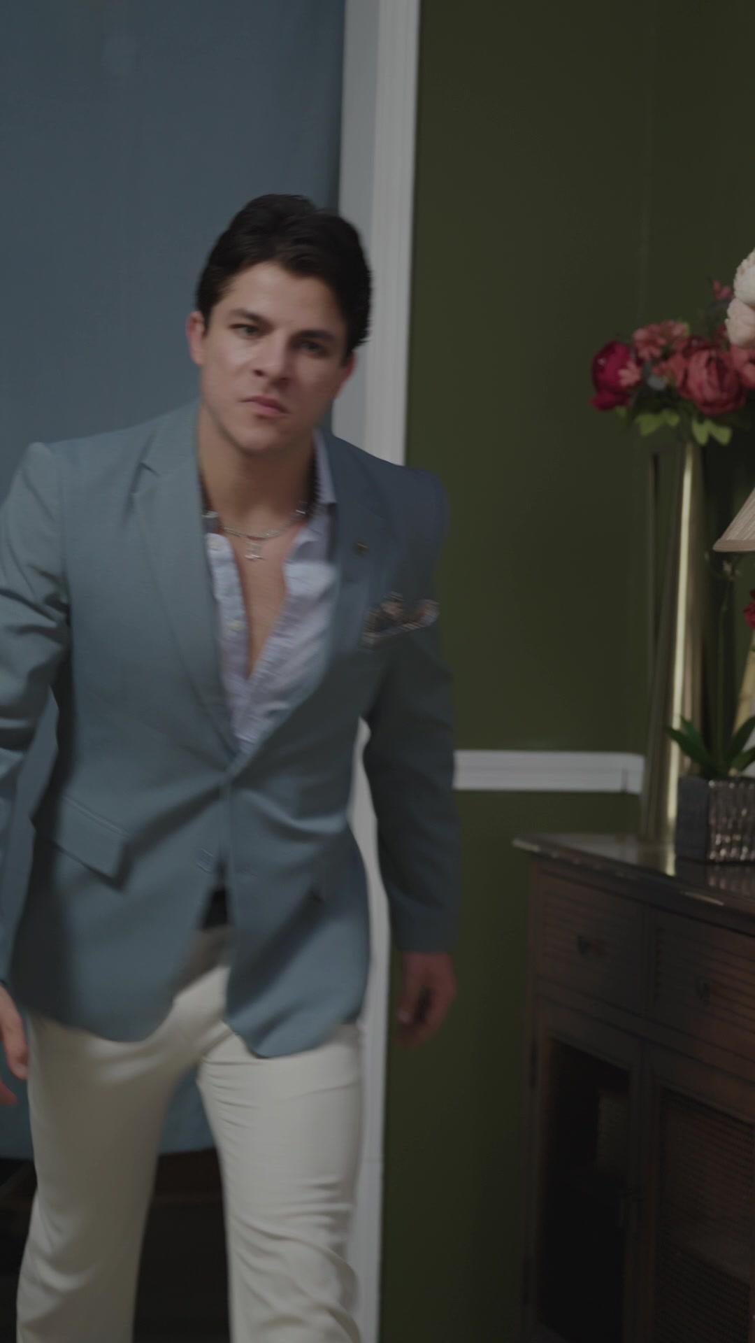 Obey Me, Mr. President‘s Son