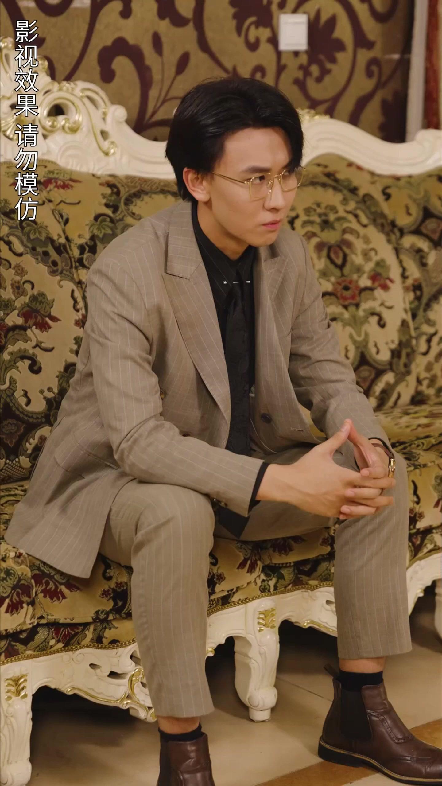 Anak Rahasia Suami Tajir