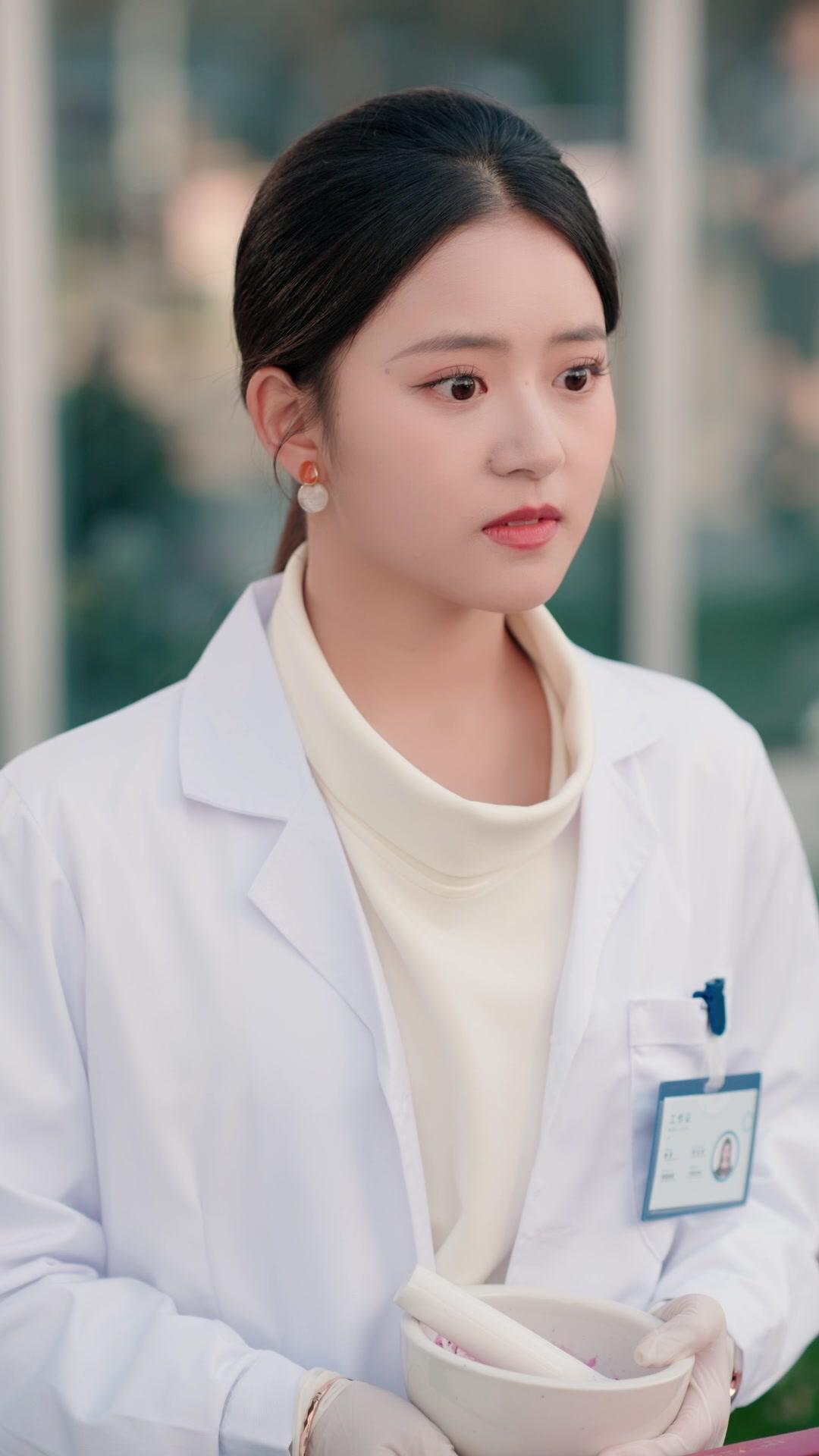 Cross Me? My Dad's a Tycoon!