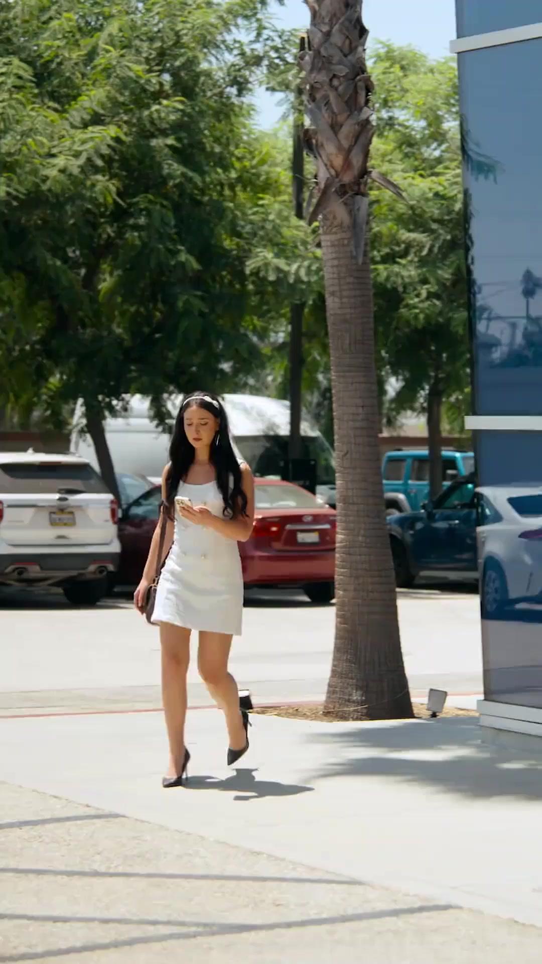 (Doublage)ALLERGIE À TOUTES ! SAUF ELLE